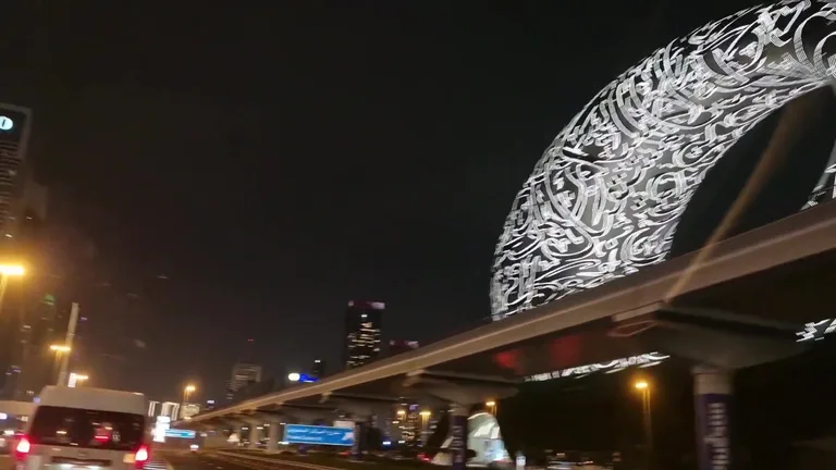 Вид на Никки Беакх Двбаи — маршрут по знаковым местам Дубая.