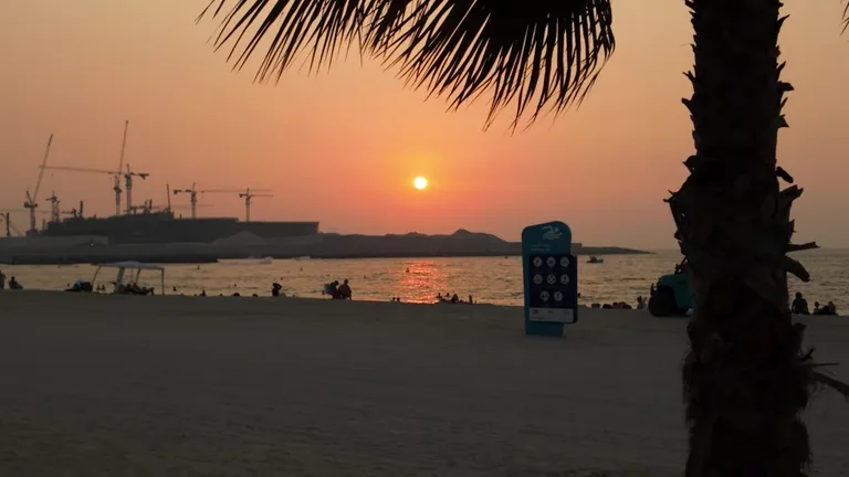 Вид на Киуе Беакх — маршрут по знаковым местам Дубая.