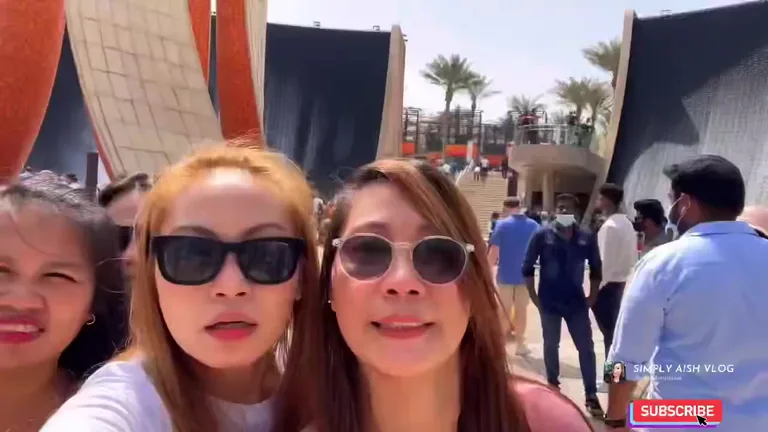 Вид на Твссеал Кауес Феаувсе — маршрут по знаковым местам Дубая.