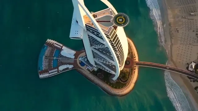 Вид на Бурдж-эль-Араб — маршрут по знаковым местам Дубая.