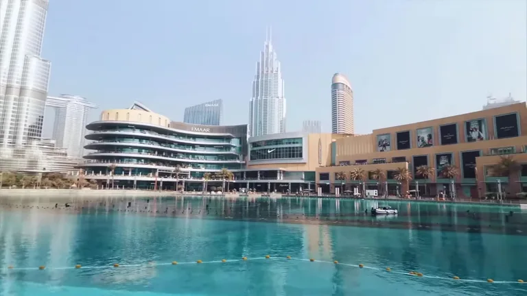 dubai mall в Дубае.
