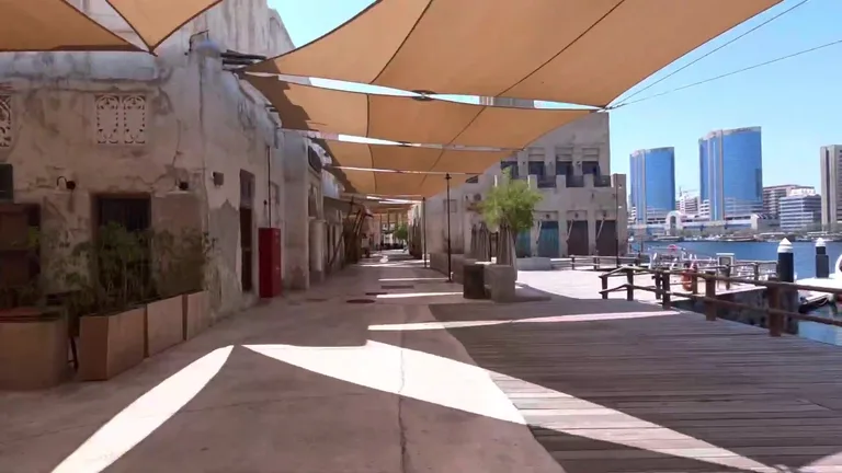 Вид на Ал Тееф — маршрут по знаковым местам Дубая.