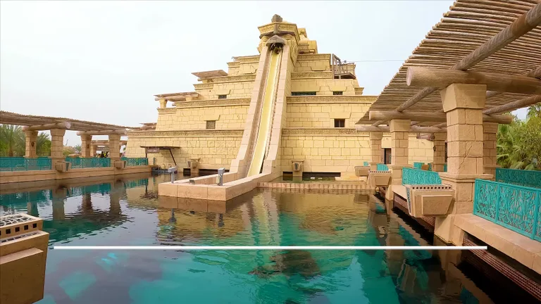 aquaventure waterpark в Дубае.